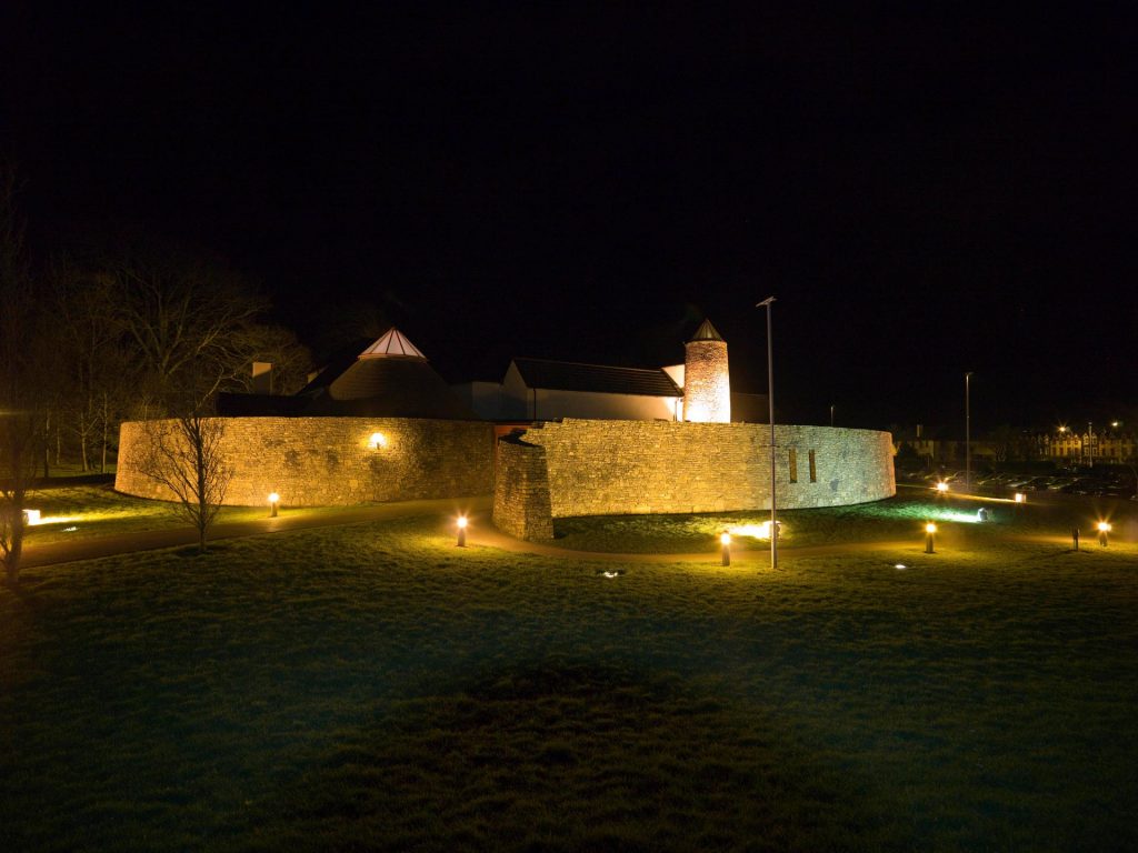 Siamsa Tíre