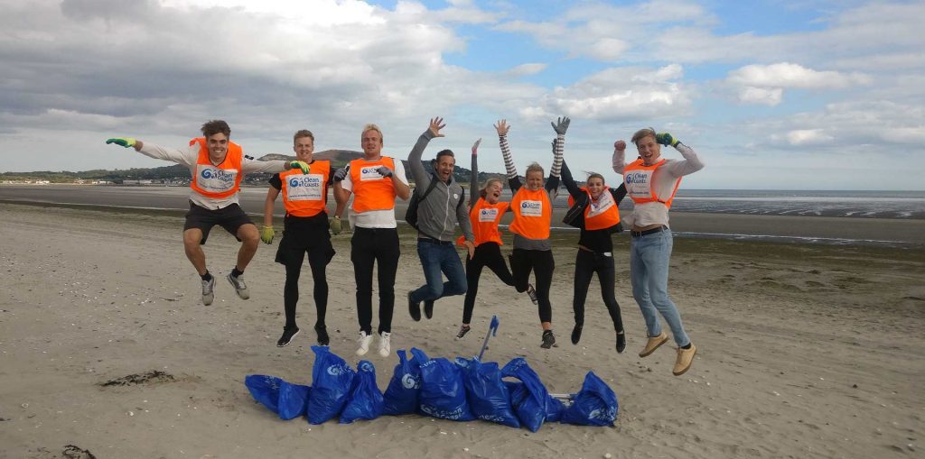 The Clean Coasts Corporate Volunteering programme is a great opportunity for your company to make a tangible and immediate improvement to Kerry’s coastal environment.