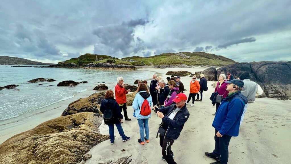 Join John at historical Derrynane Harbour for a seaweed Discovery & tasting Walk along the diverse shoreline. Enjoy some seaweed nibbles including the flavoursome Duilleasc, which sustained the monks on the Skellig Island.